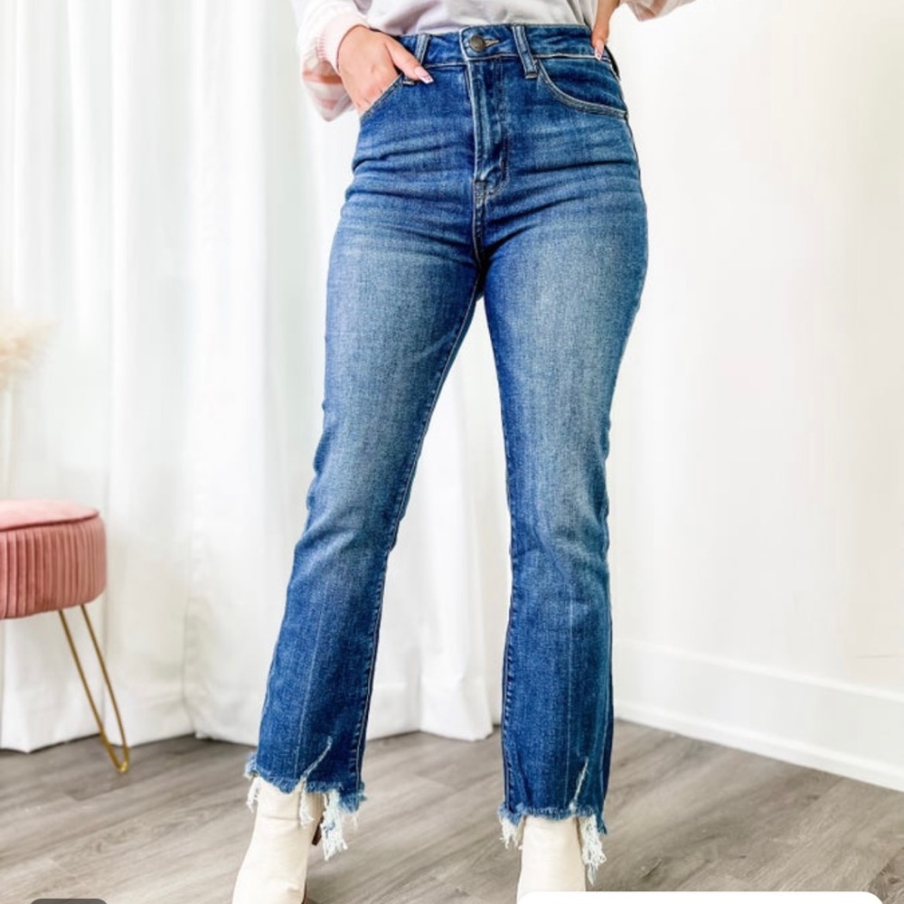 Risen- NWT High Rise, Medium Wash, Frayed Hem Ankle Flare Jeans - 32/15